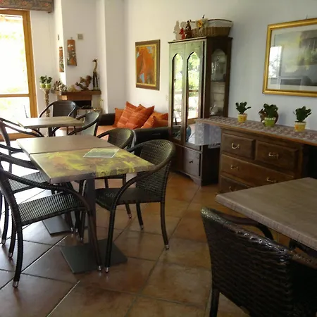 Bed & Breakfast Lo Scoiattolo E La Noce